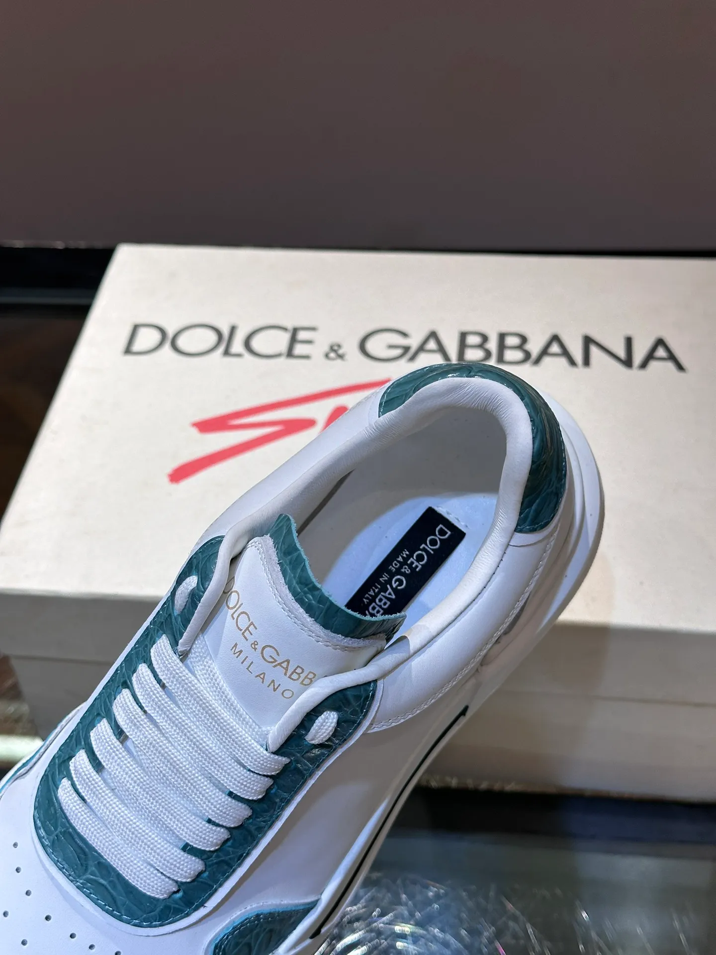 Men's shoes 💰p420 "DG" premium men's casual sports shoes! Made of imported top-grain cowhide, the color splicing is the finishing touch to the overall look. It is a must-have item to enhance your style. It is fashionable and versatile and can add luster to various looks. The exquisite design with unique dynamic vitality and modern atmosphere shows modern elegance. Size: 38-44